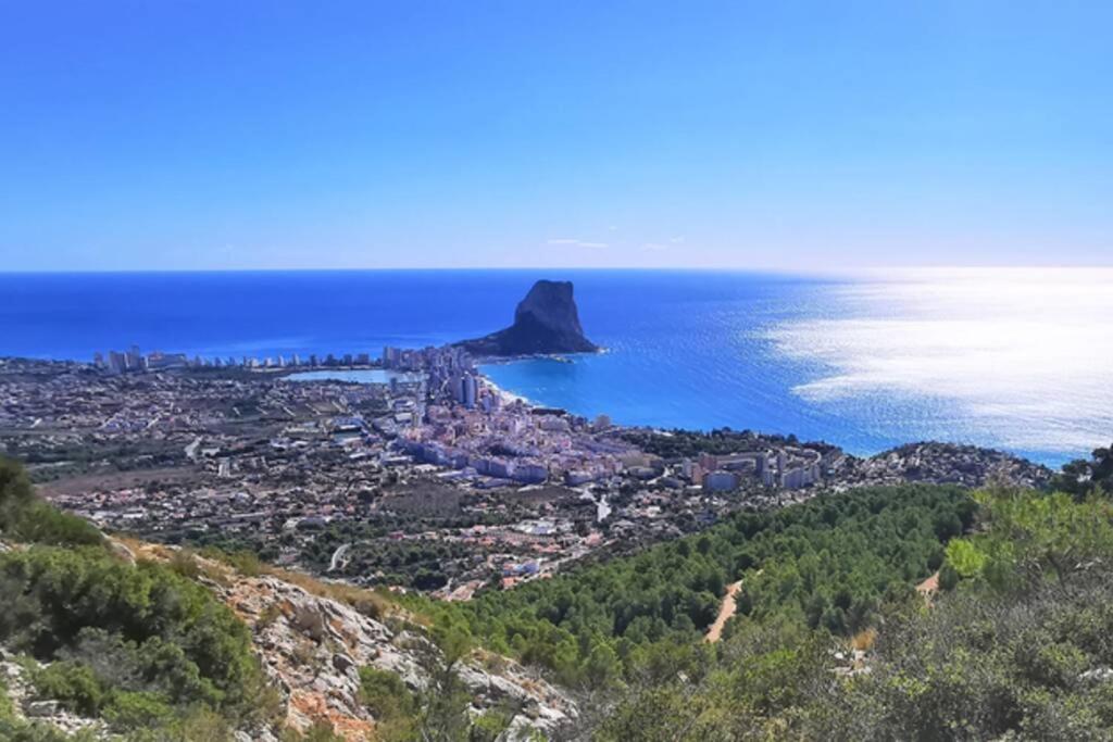 Comfy Sea View Apartment With Parking Calpe Luaran gambar