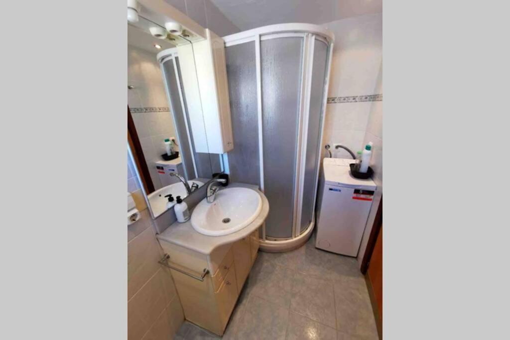 Comfy Sea View Apartment With Parking Calpe Luaran gambar